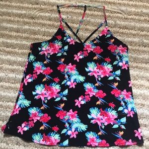 💜NWOT tank top